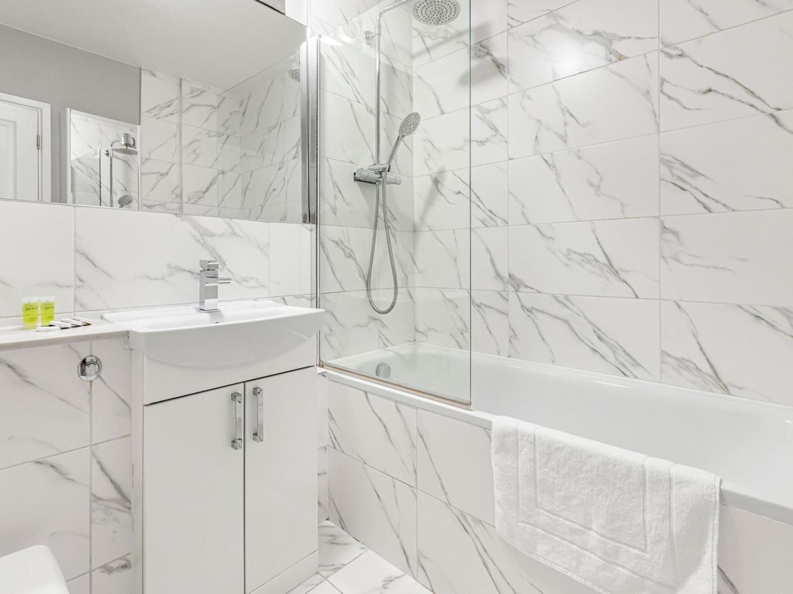Appartamento Pass The Keys Modern In Goldhawk West *